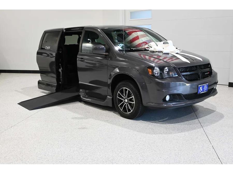 dodge grand caravan 2019 2C7WDGCG4KR538664 image dodge grand caravan 2019 2C7WDGCG4KR538664 image